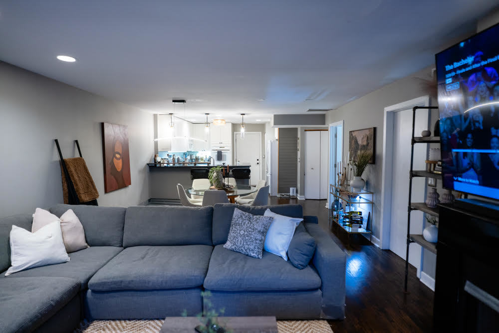 1812 S CLARK Street 16