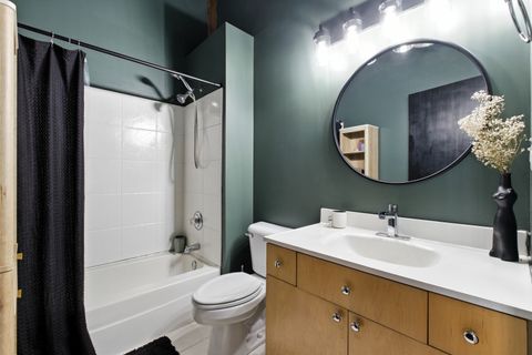Tiny photo for 1243 S Wabash Avenue #401, Chicago, IL 60605 (MLS # 12445794)