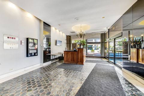 Tiny photo for 6171 N Sheridan Road #806, Chicago, IL 60660 (MLS # 12549168)