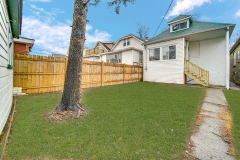 Tiny photo for 2053 N Laporte Avenue, Chicago, IL 60639 (MLS # 12582787)