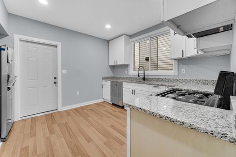 Tiny photo for 2053 N Laporte Avenue, Chicago, IL 60639 (MLS # 12582787)