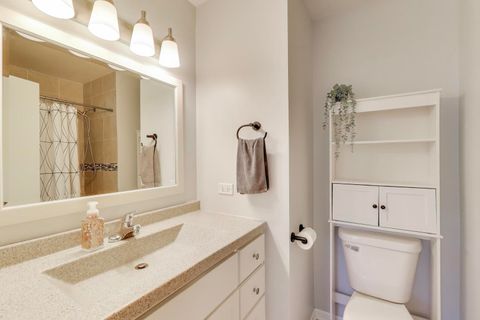 Tiny photo for 38127 N NorthShore Avenue, Beach Park, IL 60087 (MLS # 12483902)