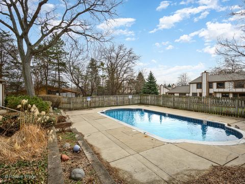 Tiny photo for 1150 Oakview Drive, Wheaton, IL 60187 (MLS # 12615206)