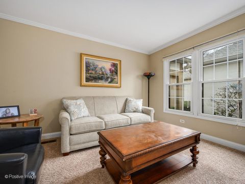 Tiny photo for 1150 Oakview Drive, Wheaton, IL 60187 (MLS # 12615206)