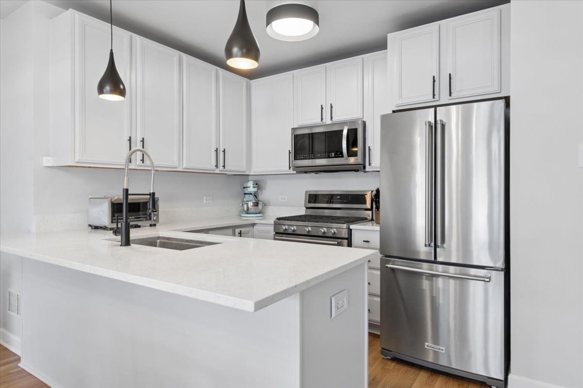 1947 N Whipple Street 1