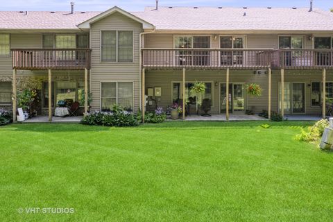 Tiny photo for 1667 W Beach Road #1667, Waukegan, IL 60087 (MLS # 12424789)