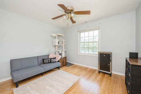Tiny photo for 1667 W Beach Road #1667, Waukegan, IL 60087 (MLS # 12424789)