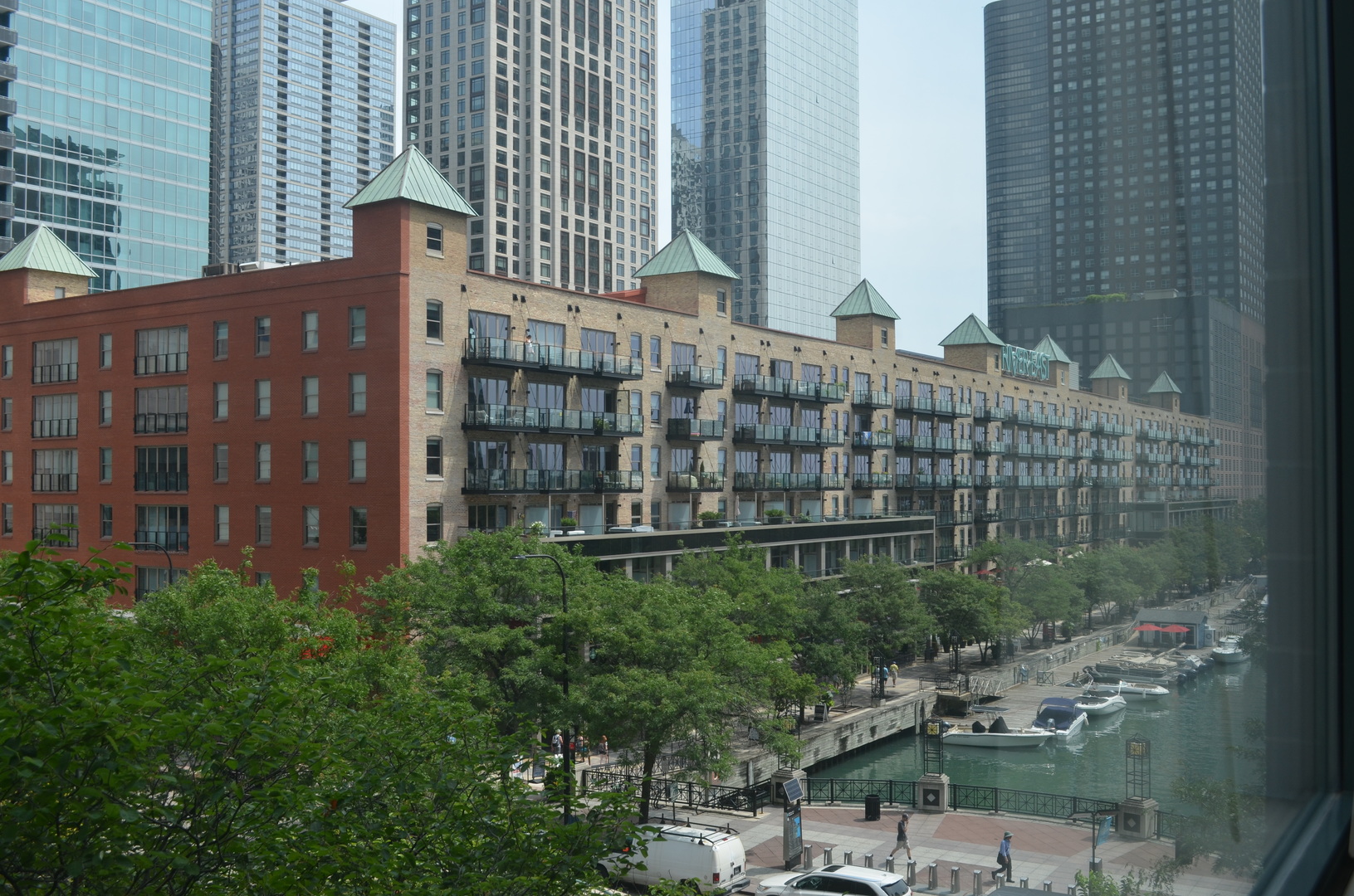 440 N McClurg Court 508