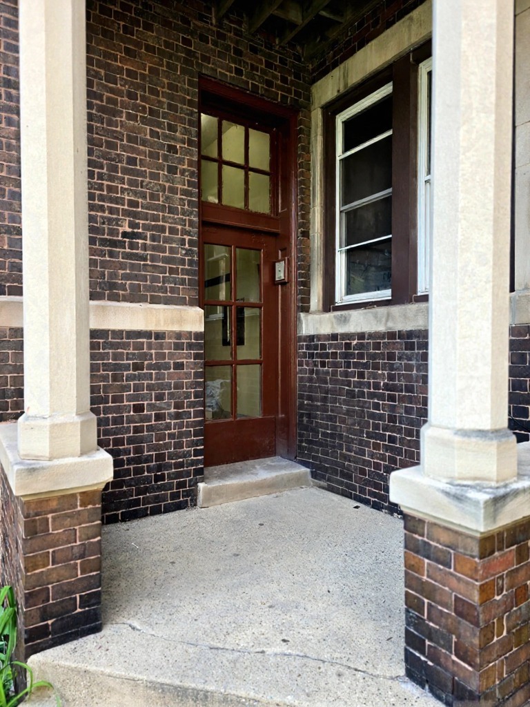 824 E Hyde Park Boulevard 1