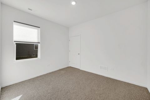Tiny photo for 2930 Harnish Drive, Algonquin, IL 60102 (MLS # 12493351)