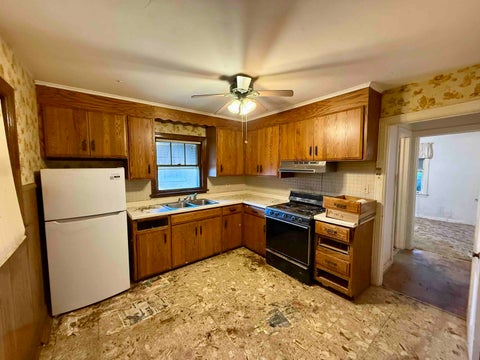 Tiny photo for 8830 Sayre Avenue, Morton Grove, IL 60053 (MLS # 12745121)