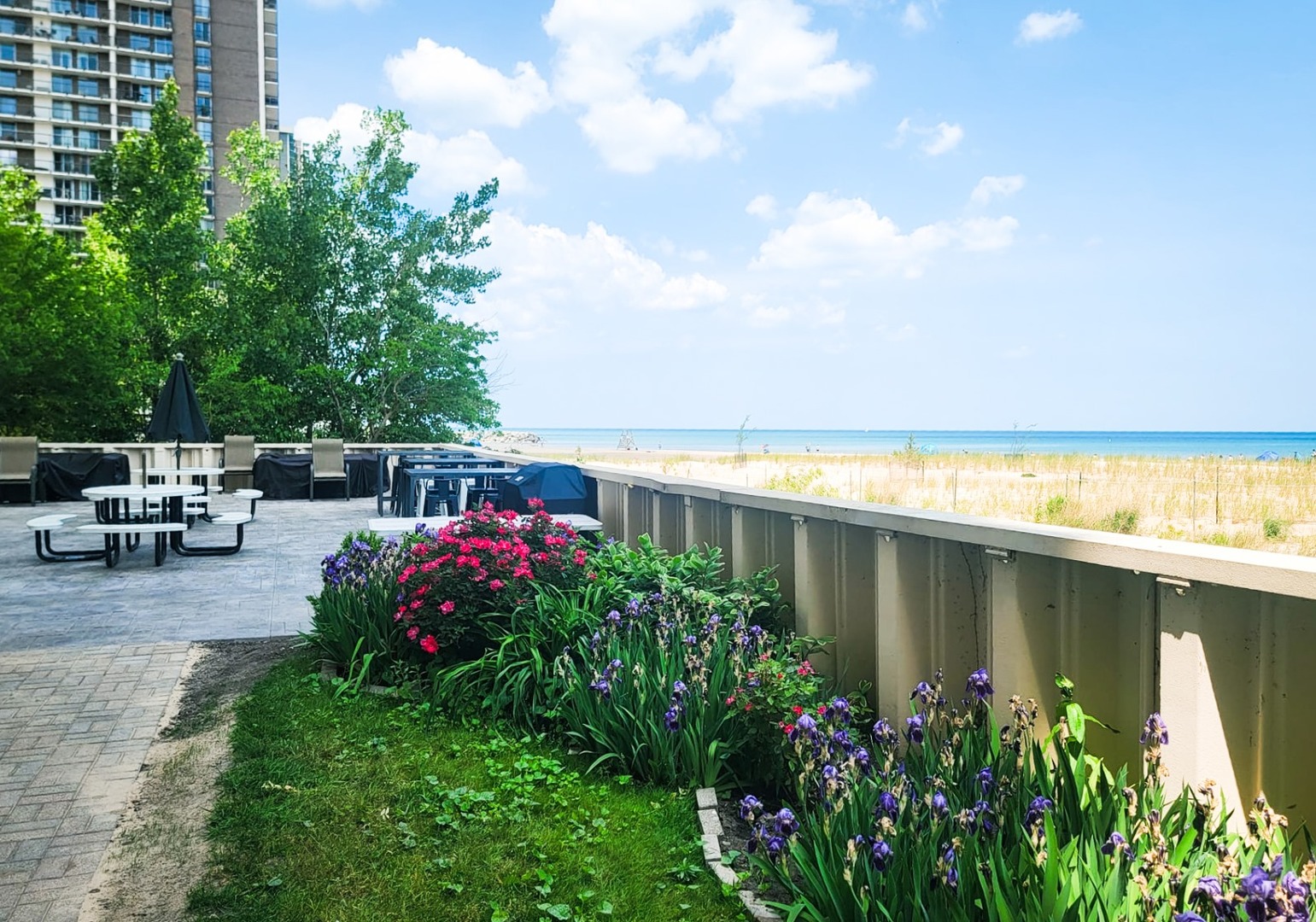 5801 N Sheridan Road 8A