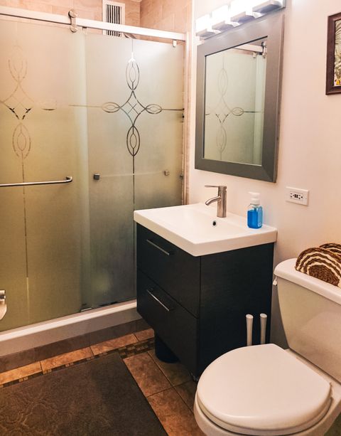 Tiny photo for 5801 N Sheridan Road #8A, Chicago, IL 60660 (MLS # 12400856)