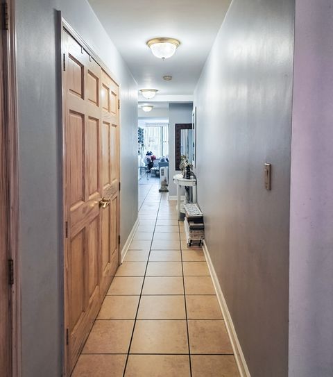 Tiny photo for 5801 N Sheridan Road #8A, Chicago, IL 60660 (MLS # 12400856)