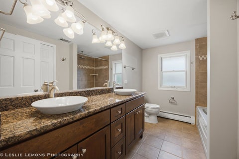 Tiny photo for 7907 W 89th Street, Hickory Hills, IL 60457 (MLS # 12676036)