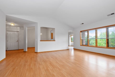 Tiny photo for 13059 Laurel Glen Court #301, Palos Heights, IL 60463 (MLS # 12763310)