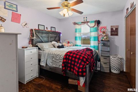 Tiny photo for 103 Middleton Road, Iuka, IL 62849 (MLS # EB460564)