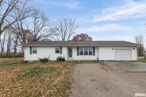 Photo of 103 Middleton Road, Iuka, IL 62849 (MLS # EB460564)