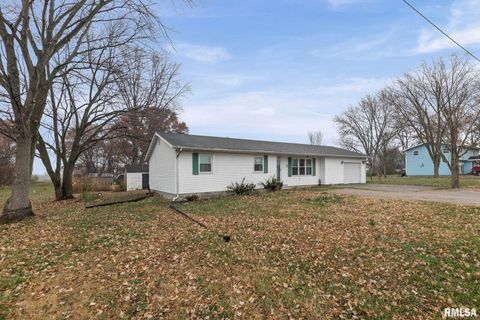 Tiny photo for 103 Middleton Road, Iuka, IL 62849 (MLS # EB460564)