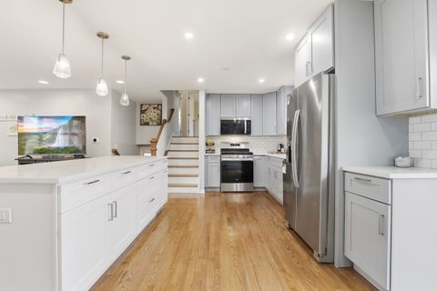 Tiny photo for 14905 Avenida Del Este Street, Orland Park, IL 60462 (MLS # 12523747)