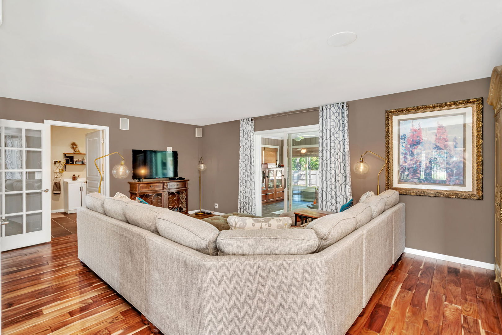 3509 Greenmeadow Lane