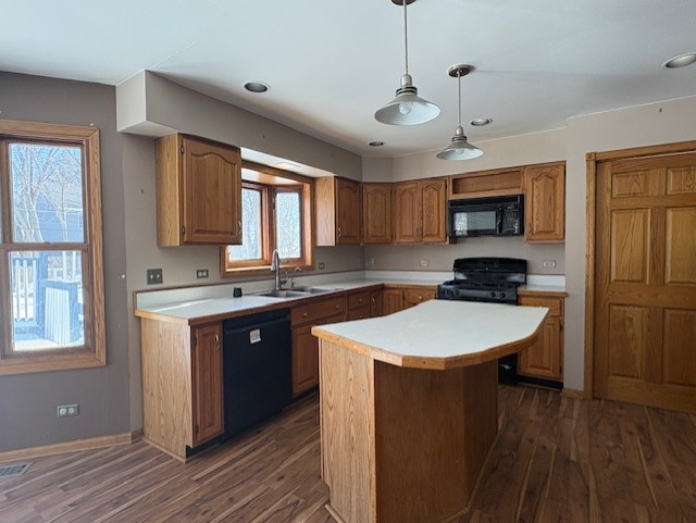 37211 N Sistina Avenue