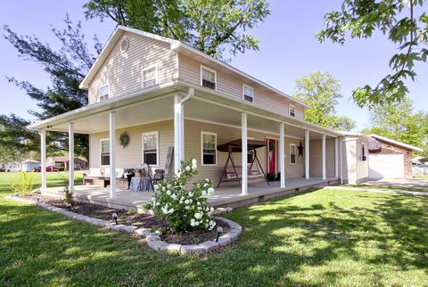 Photo of 212 Oak Street, Flora, IL 62839 (MLS # 12624127)