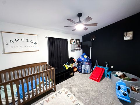 Tiny photo for 212 Oak Street, Flora, IL 62839 (MLS # 12624127)