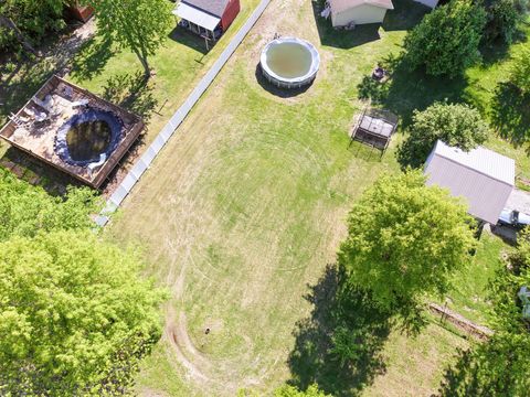 Tiny photo for 212 Oak Street, Flora, IL 62839 (MLS # 12624127)