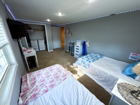 Tiny photo for 212 Oak Street, Flora, IL 62839 (MLS # 12624127)