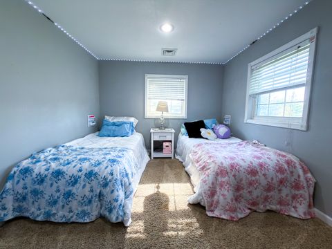 Tiny photo for 212 Oak Street, Flora, IL 62839 (MLS # 12624127)