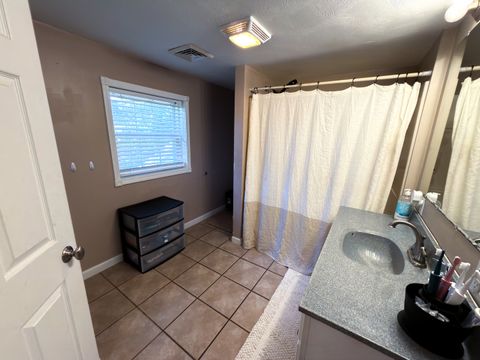 Tiny photo for 212 Oak Street, Flora, IL 62839 (MLS # 12624127)