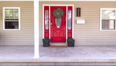 Tiny photo for 212 Oak Street, Flora, IL 62839 (MLS # 12624127)