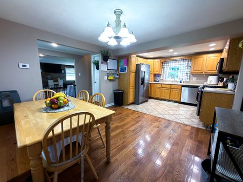 Tiny photo for 212 Oak Street, Flora, IL 62839 (MLS # 12624127)