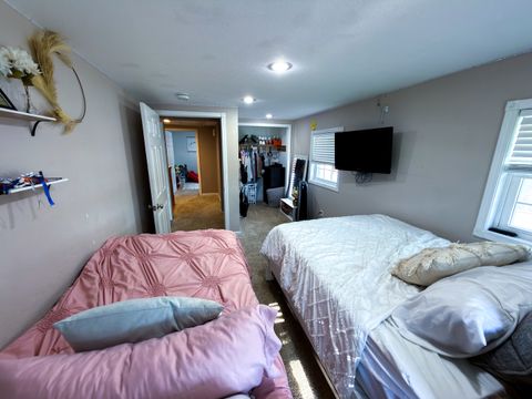 Tiny photo for 212 Oak Street, Flora, IL 62839 (MLS # 12624127)