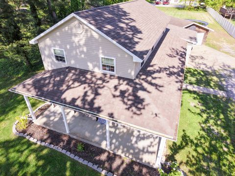 Tiny photo for 212 Oak Street, Flora, IL 62839 (MLS # 12624127)
