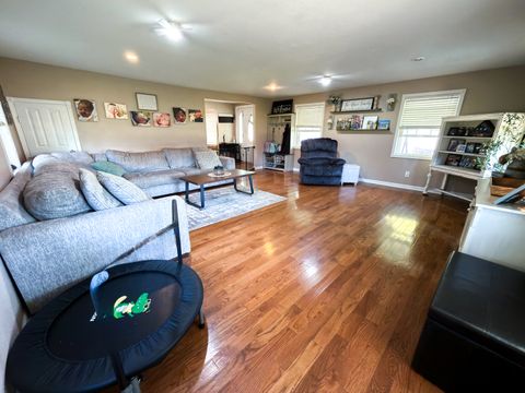 Tiny photo for 212 Oak Street, Flora, IL 62839 (MLS # 12624127)