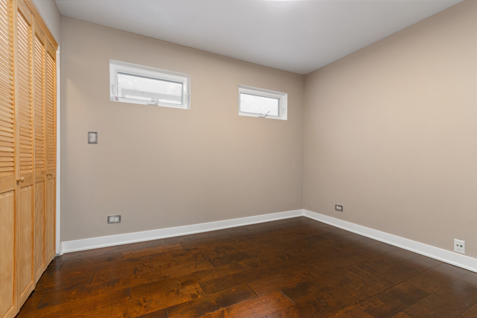 Chicago, Illinois 60612, United States, 4 Bedrooms Bedrooms, ,3 BathroomsBathrooms,Residential,Active,225583