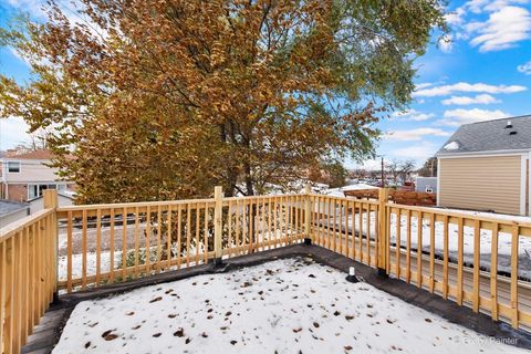 Tiny photo for 6322 N Monticello Avenue, Chicago, IL 60659 (MLS # 12576012)