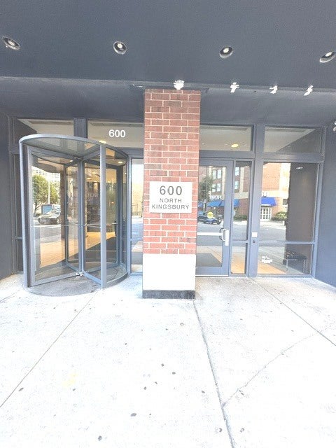 600 N Kingsbury Street 1614