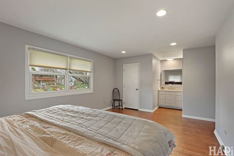 Tiny photo for 35399 N Donald Court, Ingleside, IL 60041 (MLS # 12604546)