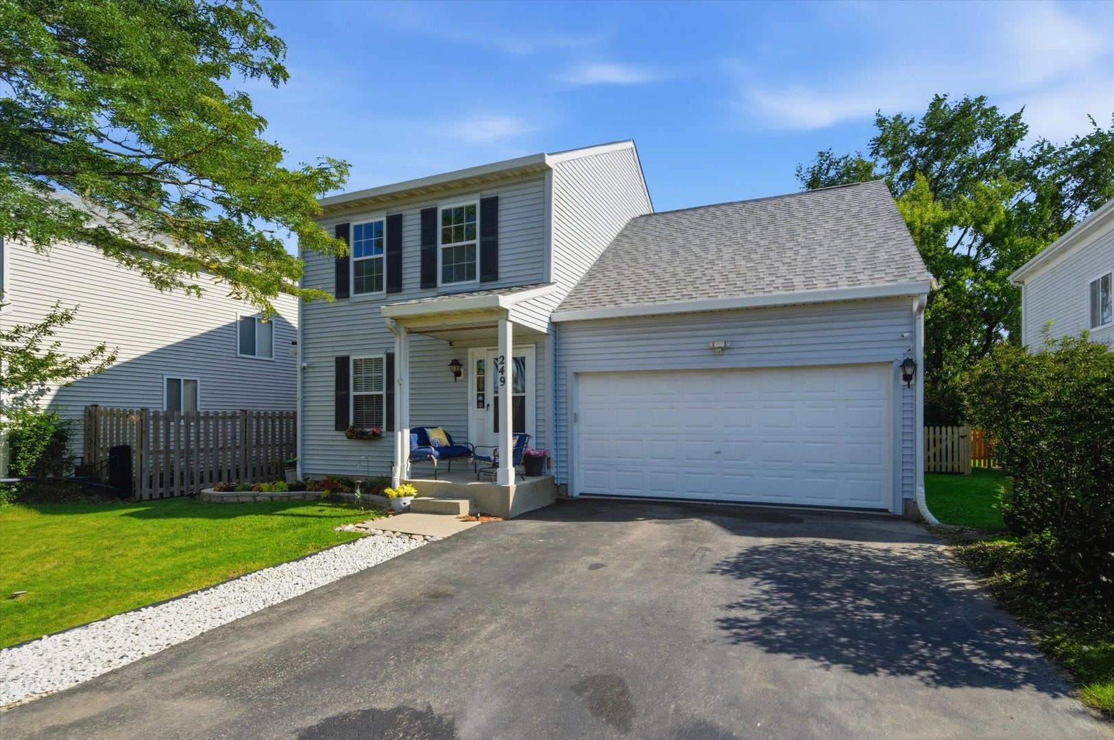 249 E Cobbler Court
