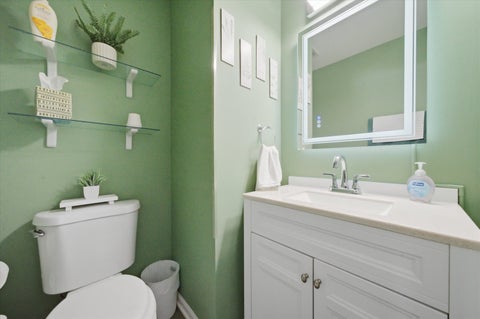 Tiny photo for 249 E Cobbler Court, Round Lake Beach, IL 60073 (MLS # 12750711)