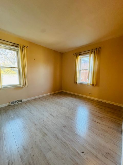 Tiny photo for 416 E North Broadway Street, Lombard, IL 60148 (MLS # 12524790)