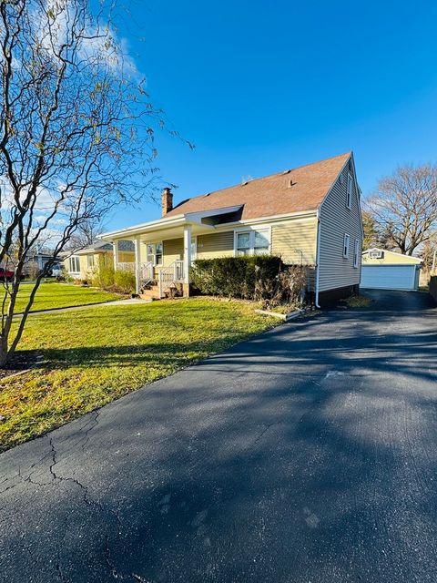 Tiny photo for 416 E North Broadway Street, Lombard, IL 60148 (MLS # 12524790)