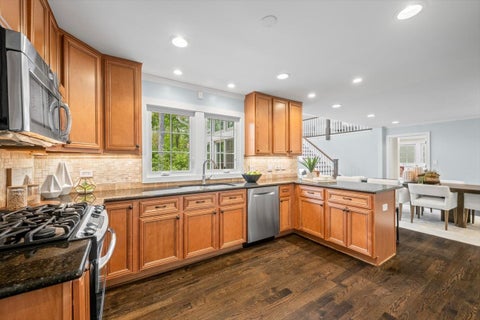 Tiny photo for 32 Lancaster Lane, Lincolnshire, IL 60069 (MLS # 12658089)