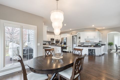 Tiny photo for 1720 Baybrook Lane, Naperville, IL 60564 (MLS # 12610420)