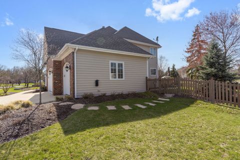 Tiny photo for 1720 Baybrook Lane, Naperville, IL 60564 (MLS # 12610420)