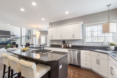 Tiny photo for 1720 Baybrook Lane, Naperville, IL 60564 (MLS # 12610420)