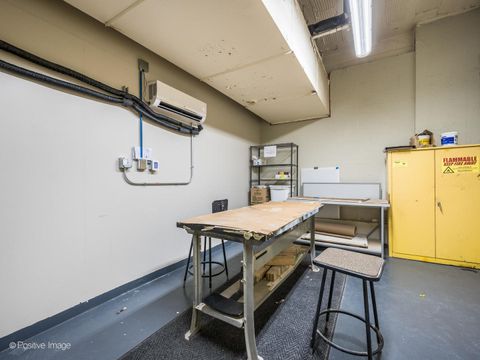 Tiny photo for 2100 N Lincoln Park West Park #5FN, Chicago, IL 60614 (MLS # 12545573)